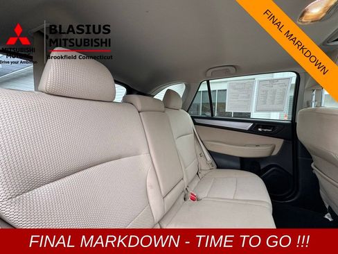 Used 2019 Subaru Outback 2.5i Premium image 13