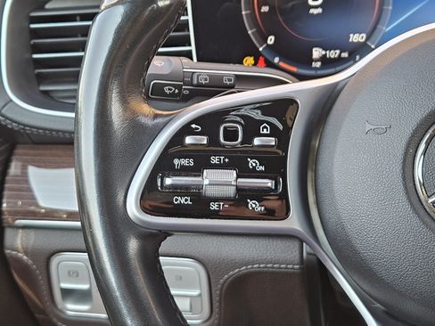 Used 2021 Mercedes-Benz GLS 450 4MATIC image 23