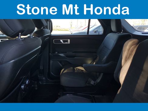 Used 2020 Ford Explorer XLT w/ Comfort Package image 13