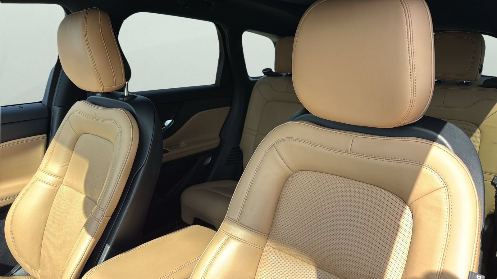 Used 2020 Lincoln Corsair Reserve FWD image 9