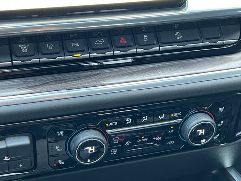 Used 2026 Chevrolet Silverado 3500 LTZ w/ LTZ Plus Package image 29