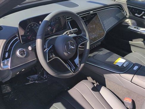 New 2026 Mercedes-Benz E 450 4MATIC Sedan image 3