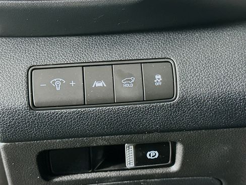 Used 2023 Hyundai Santa Fe SEL image 17