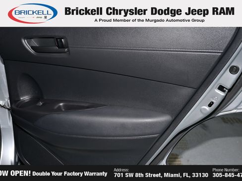Used 2024 Toyota Corolla Cross LE w/ Moonroof Package FWD image 16