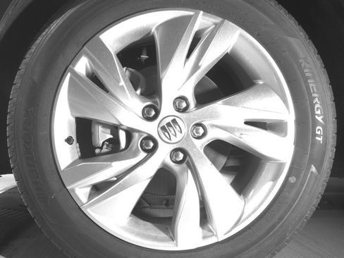 Used 2025 Buick Encore GX Preferred image 12