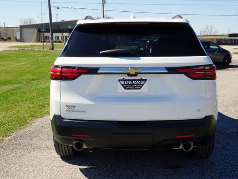 Used 2023 Chevrolet Traverse LT image 19