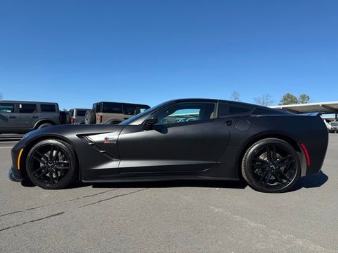 Used 2017 Chevrolet Corvette Stingray Coupe image 4