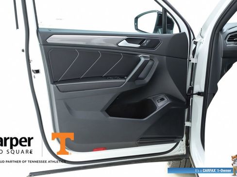 Used 2024 Volkswagen Tiguan SE R-Line FWD image 18