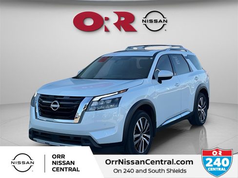 Certified 2025 Nissan Pathfinder Platinum w/ Cargo Package image 1