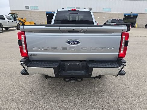 Used 2023 Ford F350 Lariat w/ Lariat Ultimate Package AWD/4WD image 5