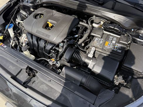 Used 2023 Kia Forte GT-Line w/ GT-Line Premium Package FWD image 33