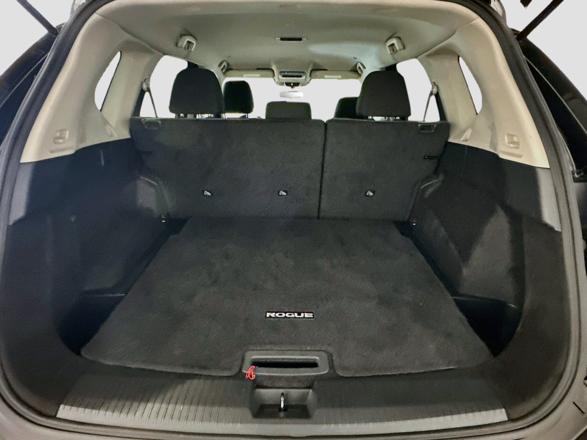 Used 2023 Nissan Rogue SV AWD/4WD image 29