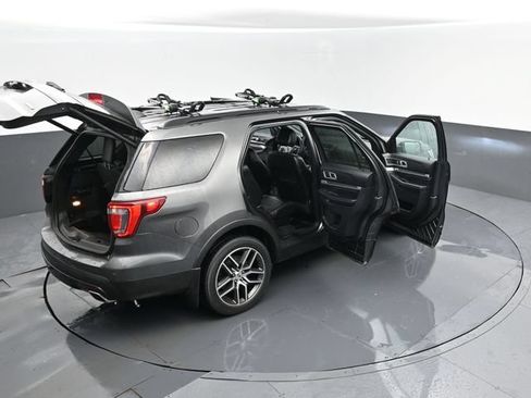 Used 2017 Ford Explorer Sport AWD/4WD image 31