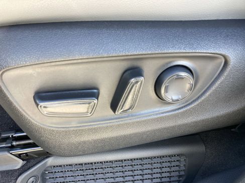 Certified 2025 Toyota Sienna XLE image 14