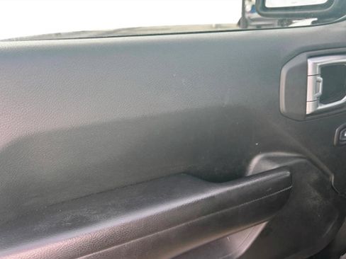 Used 2020 Jeep Wrangler Sport image 16