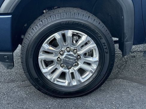 Used 2021 GMC Sierra 2500 Denali w/ Denali Ultimate Package image 18