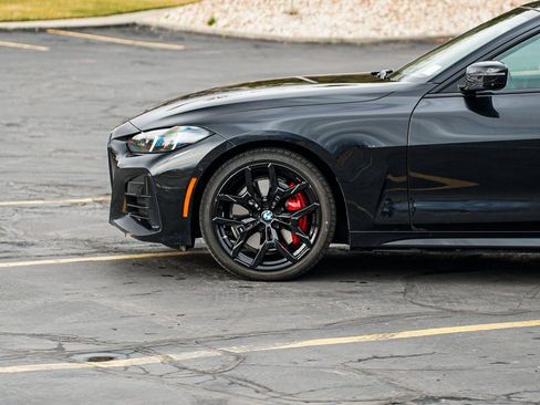 Certified 2025 BMW 430i xDrive 430i xDrive w/ M Sport Package image 8