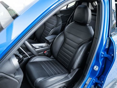 Used 2024 Alfa Romeo Tonale Veloce image 8