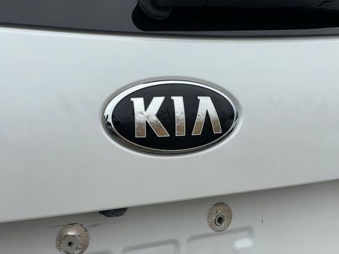 Used 2019 Kia Sorento EX image 30