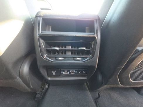 Used 2023 Jeep Grand Cherokee 4WD 4xe image 28