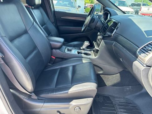Used 2022 Jeep Grand Cherokee Limited AWD/4WD image 52