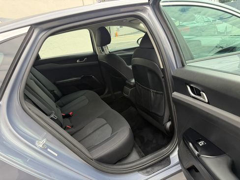 Used 2021 Kia K5 LXS FWD image 27