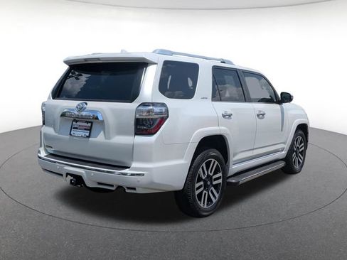 Used 2024 Toyota 4Runner Limited AWD/4WD image 6