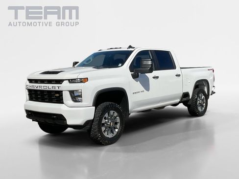 Used 2023 Chevrolet Silverado 2500 Custom w/ Custom Value Package AWD/4WD image 3