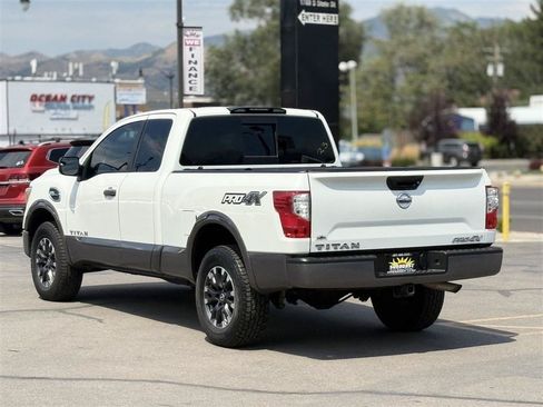 Used 2017 Nissan Titan PRO-4X AWD/4WD image 6