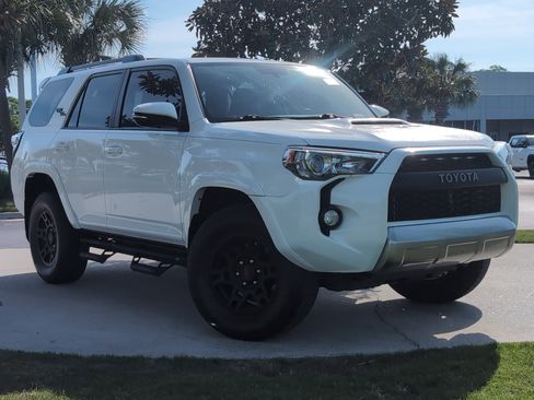 Used 2019 Toyota 4Runner TRD Off-Road Premium image 2