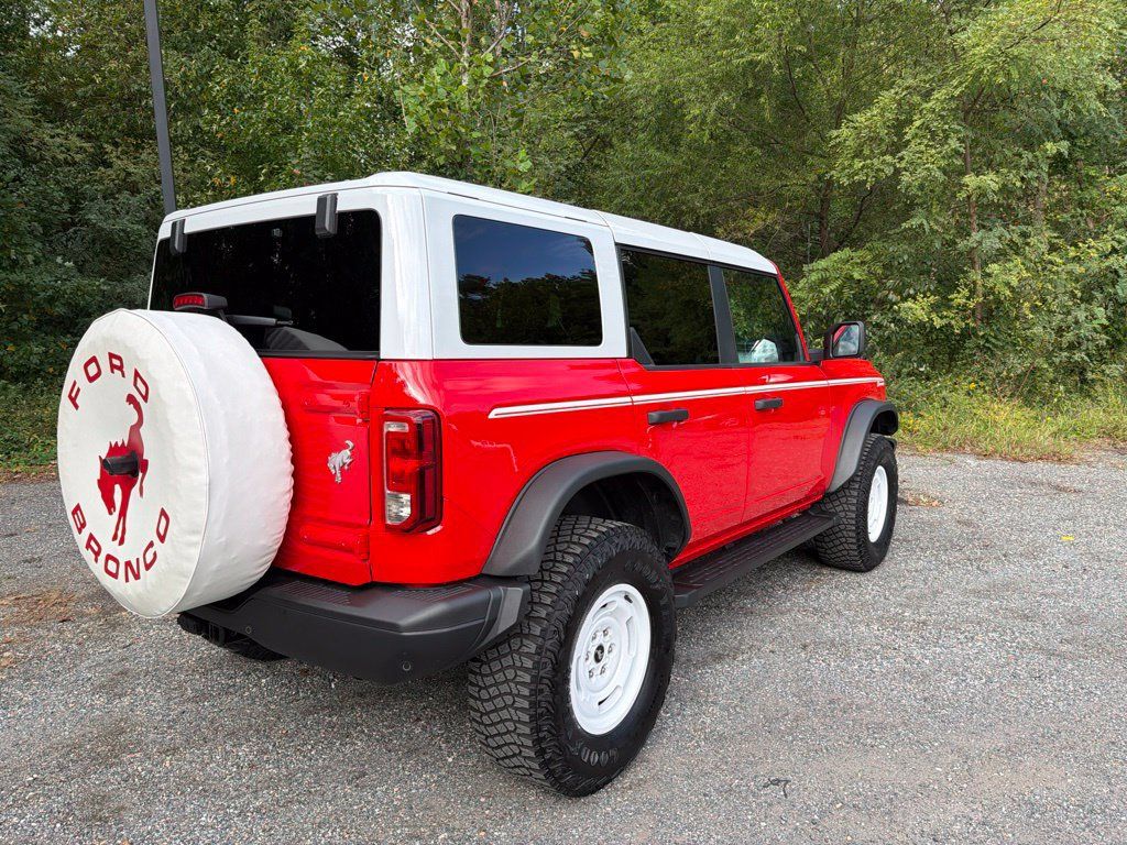 Used 2023 Ford Bronco Heritage Edition AWD/4WD image 6
