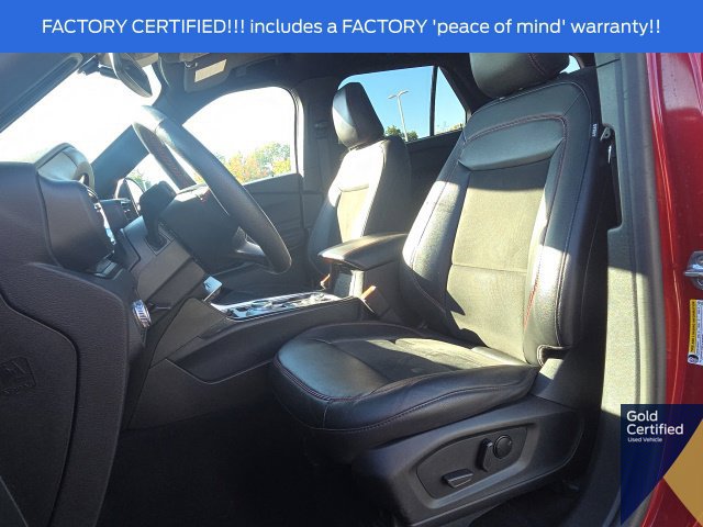 Used 2023 Ford Explorer XLT w/ Equipment Group 202A AWD/4WD image 28
