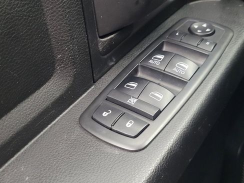 Used 2019 RAM 1500 Express w/ Express Value Package AWD/4WD image 27