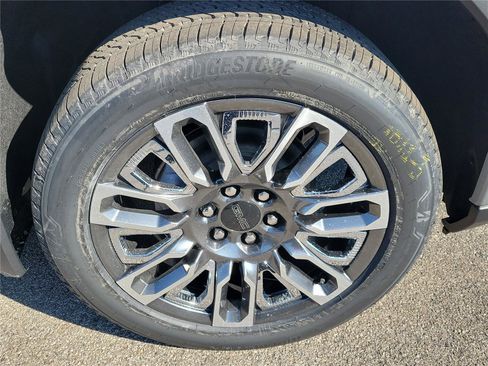 New 2026 GMC Sierra 1500 Denali Ultimate image 5