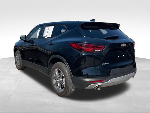 Used 2023 Chevrolet Blazer LT FWD image 8