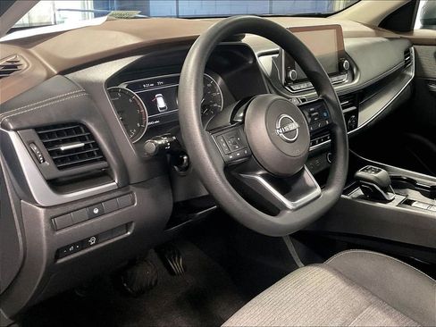 Certified 2023 Nissan Rogue SV AWD/4WD image 7