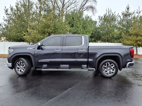 Used 2022 GMC Sierra 1500 SLT w/ SLT Premium Package image 35