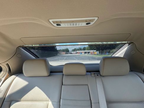 Used 2014 Mercedes-Benz E 350 Sedan w/ Premium 1 Package image 35