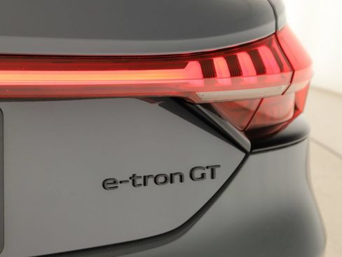 New 2026 Audi RS e-tron GT performance AWD/4WD image 34