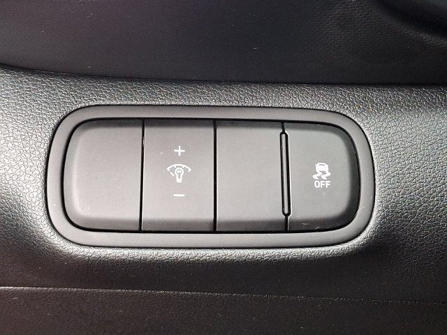 Used 2024 Hyundai Venue Limited FWD image 27