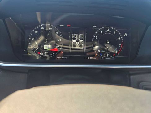 Used 2018 Land Rover Range Rover Sport HSE AWD/4WD image 26
