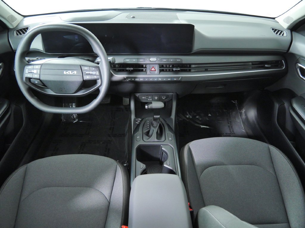 Used 2025 Kia K4 FWD image 21