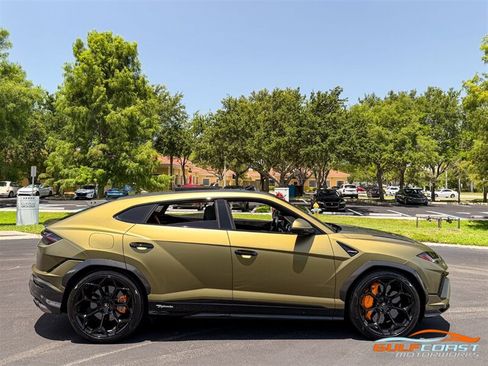 Used 2024 Lamborghini Urus Performante AWD/4WD image 64
