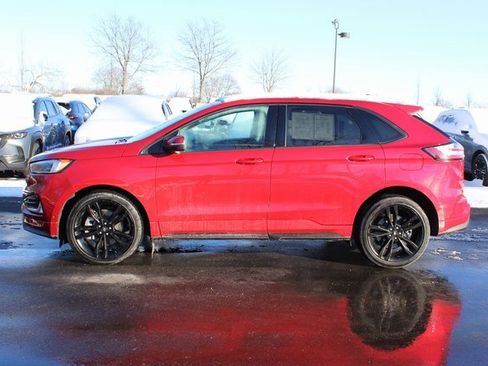 Used 2021 Ford Edge ST w/ Equipment Group 401A image 8