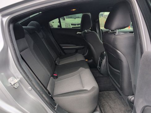 Used 2018 Dodge Charger R/T image 19