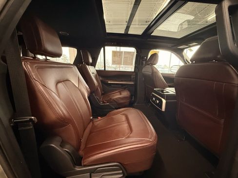 Used 2024 Ford Expedition Max Limited image 15