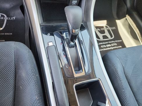 Used 2016 Honda Accord EX image 21
