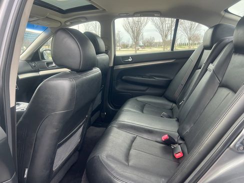Used 2012 INFINITI G37 w/ Premium Pkg image 15