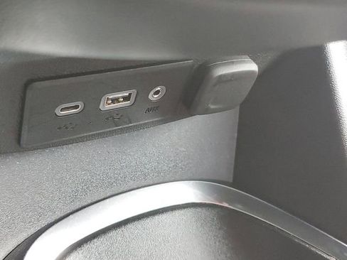 Used 2023 Chevrolet Malibu LT image 28