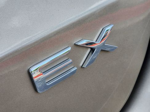 Used 2021 Kia K5 EX image 12